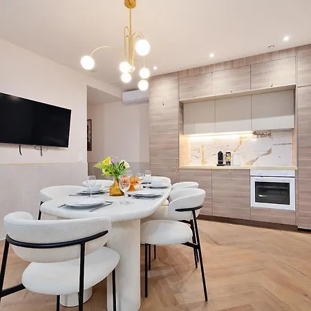 Sophie Montorgeuil -2br 6p Wi-fi Apartment